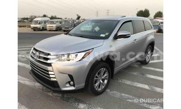 Acheter Import Voiture Toyota Highlander Autre à Import - Dubai, East Mahé Acheter Import Voiture Toyota Highlander Autre à Import - Dubai, East Mahé
