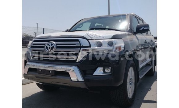 Buy Import Toyota Land Cruiser Other Car in Import - Dubai in East Mahé Buy Import Toyota Land Cruiser Other Car in Import - Dubai in East Mahé