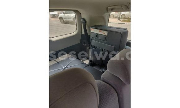 Buy Import Toyota Land Cruiser Other Car in Import - Dubai in East Mahé Buy Import Toyota Land Cruiser Other Car in Import - Dubai in East Mahé