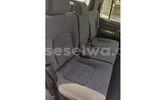 Buy Import Toyota Land Cruiser Other Car in Import - Dubai in East Mahé Buy Import Toyota Land Cruiser Other Car in Import - Dubai in East Mahé