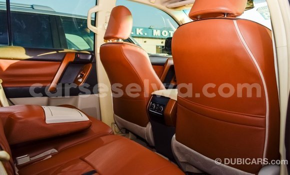 Acheter Import Voiture Toyota Prado Blanc à Import - Dubai, East Mahé Acheter Import Voiture Toyota Prado Blanc à Import - Dubai, East Mahé
