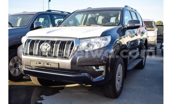 Acheter Import Voiture Toyota Prado Autre à Import - Dubai, East Mahé Acheter Import Voiture Toyota Prado Autre à Import - Dubai, East Mahé