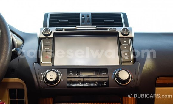 Acheter Import Voiture Toyota Prado Blanc à Import - Dubai, East Mahé Acheter Import Voiture Toyota Prado Blanc à Import - Dubai, East Mahé