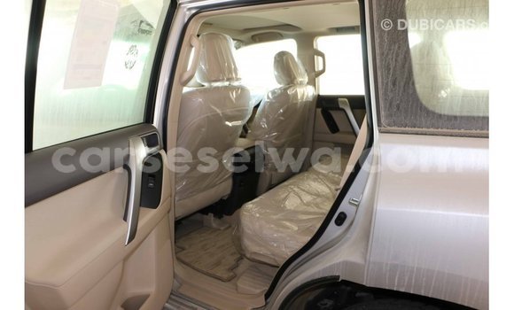 Acheter Import Voiture Toyota Prado Autre à Import - Dubai, East Mahé Acheter Import Voiture Toyota Prado Autre à Import - Dubai, East Mahé
