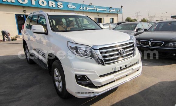 Acheter Import Voiture Toyota Prado Blanc à Import - Dubai, East Mahé Acheter Import Voiture Toyota Prado Blanc à Import - Dubai, East Mahé