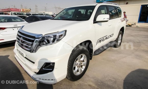 Acheter Import Voiture Toyota Prado Blanc à Import - Dubai, East Mahé Acheter Import Voiture Toyota Prado Blanc à Import - Dubai, East Mahé