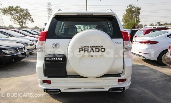 Acheter Import Voiture Toyota Prado Blanc à Import - Dubai, East Mahé Acheter Import Voiture Toyota Prado Blanc à Import - Dubai, East Mahé