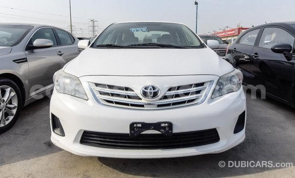 Acheter Import Voiture Toyota Corolla Blanc à Import - Dubai, East Mahé Acheter Import Voiture Toyota Corolla Blanc à Import - Dubai, East Mahé