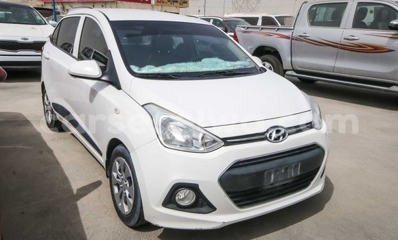 Acheter Import Voiture Hyundai i10 Blanc à Import - Dubai, East Mahé Acheter Import Voiture Hyundai i10 Blanc à Import - Dubai, East Mahé
