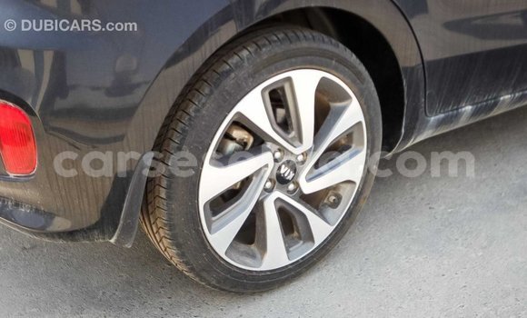 Acheter Import Voiture Kia Rio Noir à Import - Dubai, East Mahé Acheter Import Voiture Kia Rio Noir à Import - Dubai, East Mahé