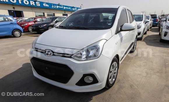 Acheter Import Voiture Hyundai i10 Blanc à Import - Dubai, East Mahé Acheter Import Voiture Hyundai i10 Blanc à Import - Dubai, East Mahé