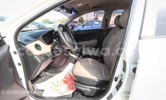 Acheter Import Voiture Hyundai i10 Blanc à Import - Dubai, East Mahé Acheter Import Voiture Hyundai i10 Blanc à Import - Dubai, East Mahé