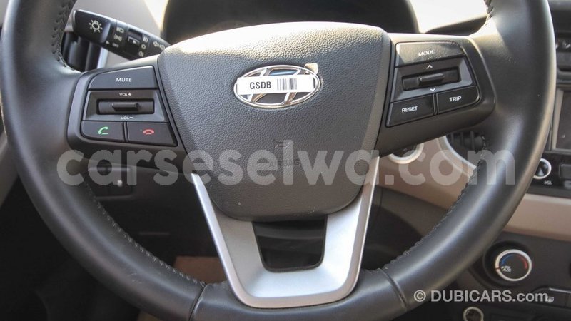 Big with watermark hyundai creta east mah%c3%a9 import dubai 5084