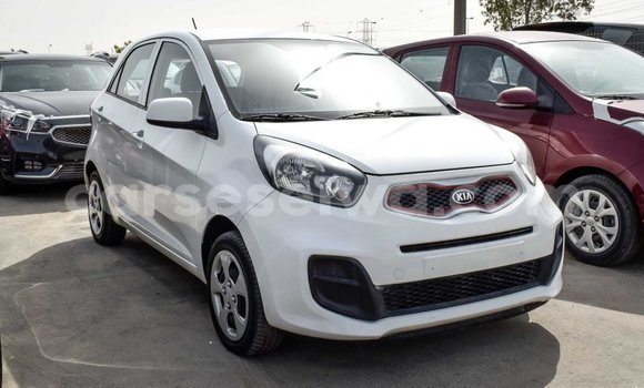 Acheter Import Voiture Kia Picanto Blanc à Import - Dubai, East Mahé Acheter Import Voiture Kia Picanto Blanc à Import - Dubai, East Mahé