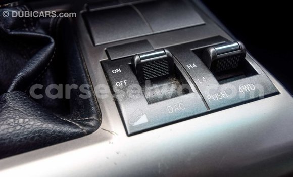 Acheter Import Voiture Lexus GX Noir à Import - Dubai, East Mahé Acheter Import Voiture Lexus GX Noir à Import - Dubai, East Mahé