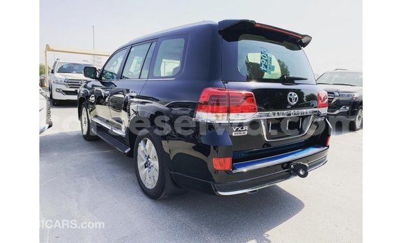 Buy Import Toyota Land Cruiser Black Car in Import - Dubai in East Mahé Buy Import Toyota Land Cruiser Black Car in Import - Dubai in East Mahé