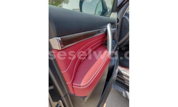Buy Import Toyota Land Cruiser Black Car in Import - Dubai in East Mahé Buy Import Toyota Land Cruiser Black Car in Import - Dubai in East Mahé