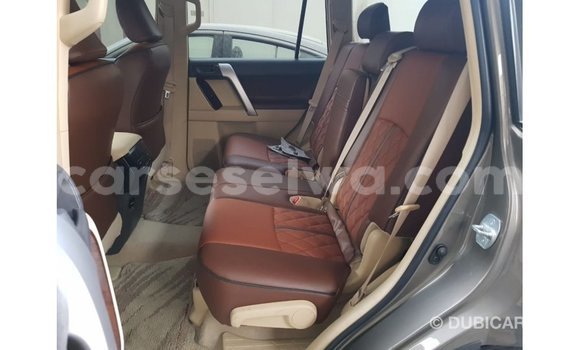 Acheter Import Voiture Toyota Prado Marron à Import - Dubai, East Mahé Acheter Import Voiture Toyota Prado Marron à Import - Dubai, East Mahé