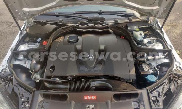 Acheter Occasion Voiture Mercedes‒Benz C–Class Gris à bel Air, Grand Victoria Acheter Occasion Voiture Mercedes‒Benz C–Class Gris à bel Air, Grand Victoria