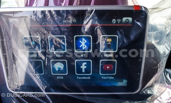 Acheter Import Voiture Toyota Land Cruiser Blanc à Import - Dubai, East Mahé Acheter Import Voiture Toyota Land Cruiser Blanc à Import - Dubai, East Mahé