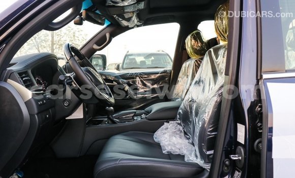 Acheter Import Voiture Lexus LX Bleu à Import - Dubai, East Mahé Acheter Import Voiture Lexus LX Bleu à Import - Dubai, East Mahé