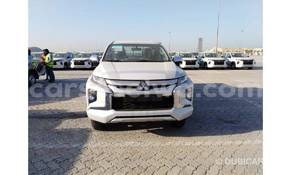 Buy Import Mitsubishi L200 White Car in Import - Dubai in East Mahé Buy Import Mitsubishi L200 White Car in Import - Dubai in East Mahé