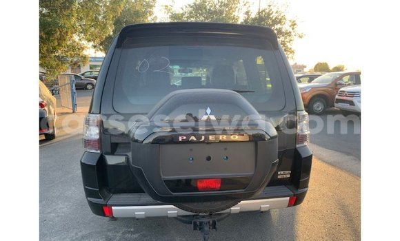 Buy Import Mitsubishi Pajero Black Car in Import - Dubai in East Mahé Buy Import Mitsubishi Pajero Black Car in Import - Dubai in East Mahé