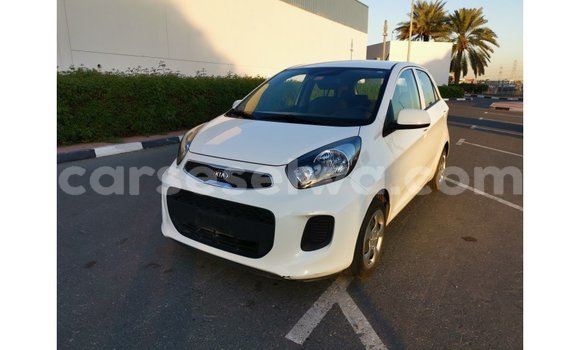 Acheter Import Voiture Kia Picanto Blanc à Import - Dubai, East Mahé Acheter Import Voiture Kia Picanto Blanc à Import - Dubai, East Mahé
