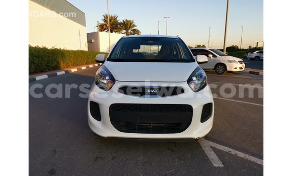 Acheter Import Voiture Kia Picanto Blanc à Import - Dubai, East Mahé Acheter Import Voiture Kia Picanto Blanc à Import - Dubai, East Mahé
