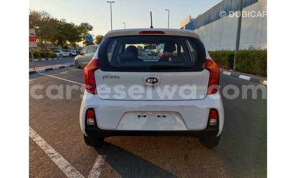 Acheter Import Voiture Kia Picanto Blanc à Import - Dubai, East Mahé Acheter Import Voiture Kia Picanto Blanc à Import - Dubai, East Mahé