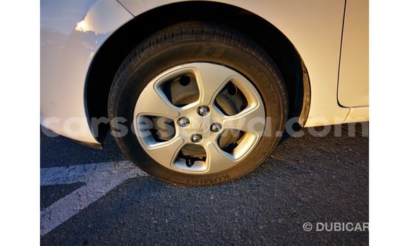 Acheter Import Voiture Kia Picanto Blanc à Import - Dubai, East Mahé Acheter Import Voiture Kia Picanto Blanc à Import - Dubai, East Mahé