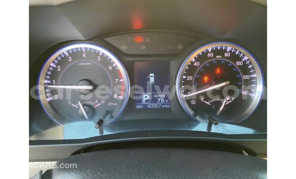 Acheter Import Voiture Toyota Highlander Bleu à Import - Dubai, East Mahé Acheter Import Voiture Toyota Highlander Bleu à Import - Dubai, East Mahé