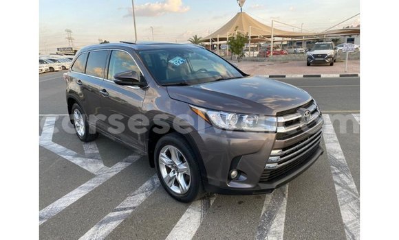 Acheter Import Voiture Toyota Highlander Autre à Import - Dubai, East Mahé Acheter Import Voiture Toyota Highlander Autre à Import - Dubai, East Mahé