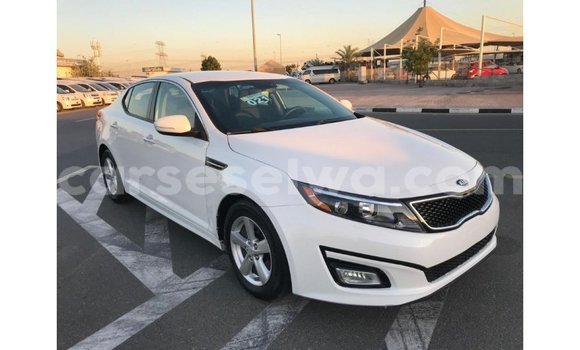 Acheter Import Voiture Kia Optima Blanc à Import - Dubai, East Mahé Acheter Import Voiture Kia Optima Blanc à Import - Dubai, East Mahé
