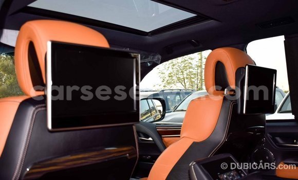 Acheter Import Voiture Lexus LX Noir à Import - Dubai, East Mahé Acheter Import Voiture Lexus LX Noir à Import - Dubai, East Mahé