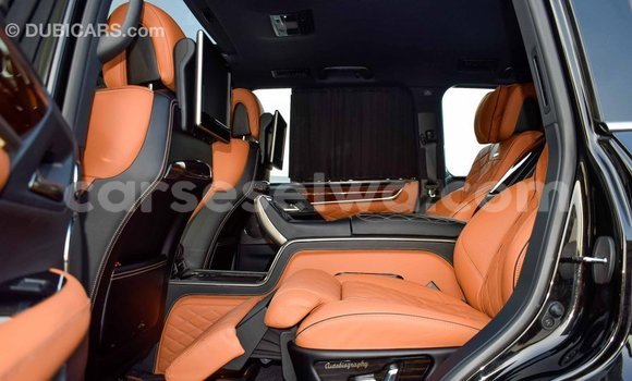 Acheter Import Voiture Lexus LX Noir à Import - Dubai, East Mahé Acheter Import Voiture Lexus LX Noir à Import - Dubai, East Mahé