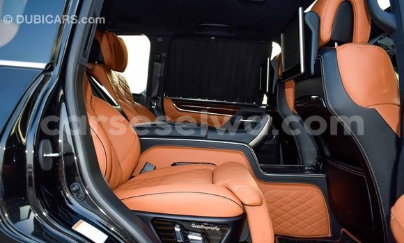 Acheter Import Voiture Lexus LX Noir à Import - Dubai, East Mahé Acheter Import Voiture Lexus LX Noir à Import - Dubai, East Mahé