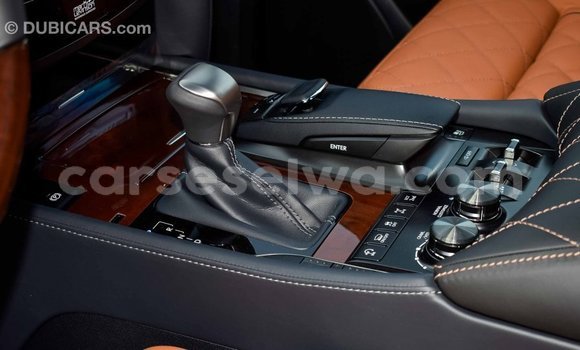 Acheter Import Voiture Lexus LX Noir à Import - Dubai, East Mahé Acheter Import Voiture Lexus LX Noir à Import - Dubai, East Mahé