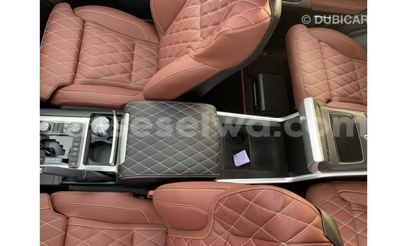 Buy Import Toyota Land Cruiser Black Car in Import - Dubai in East Mahé Buy Import Toyota Land Cruiser Black Car in Import - Dubai in East Mahé