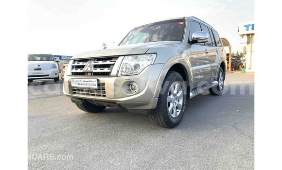 Acheter Import Voiture Mitsubishi Pajero Autre à Import - Dubai, East Mahé Acheter Import Voiture Mitsubishi Pajero Autre à Import - Dubai, East Mahé