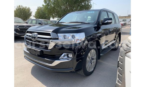 Buy Import Toyota Land Cruiser Red Car in Import - Dubai in East Mahé Buy Import Toyota Land Cruiser Red Car in Import - Dubai in East Mahé