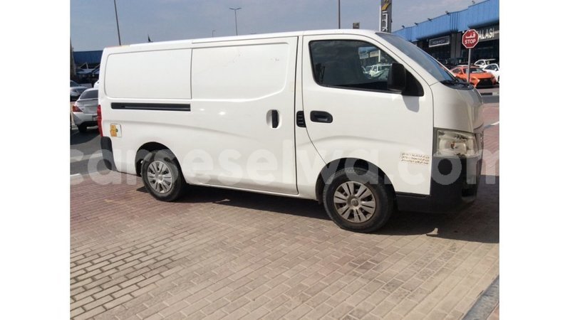 Big with watermark nissan 350z east mah%c3%a9 import dubai 5220