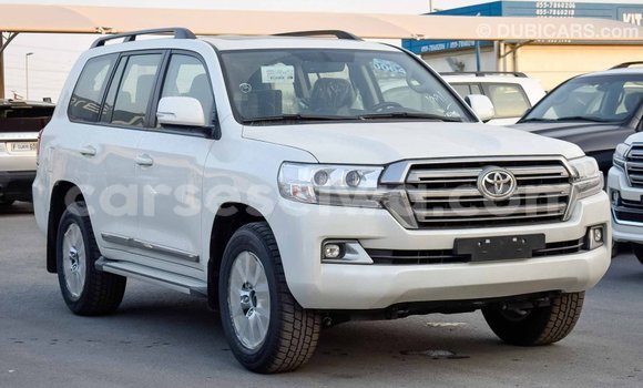 Acheter Import Voiture Toyota Land Cruiser Autre à Import - Dubai, East Mahé Acheter Import Voiture Toyota Land Cruiser Autre à Import - Dubai, East Mahé