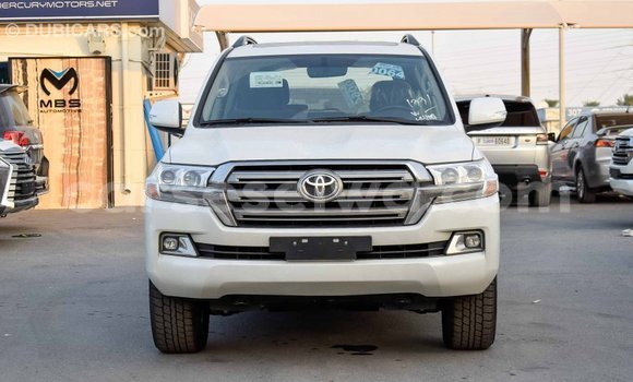 Acheter Import Voiture Toyota Land Cruiser Autre à Import - Dubai, East Mahé Acheter Import Voiture Toyota Land Cruiser Autre à Import - Dubai, East Mahé