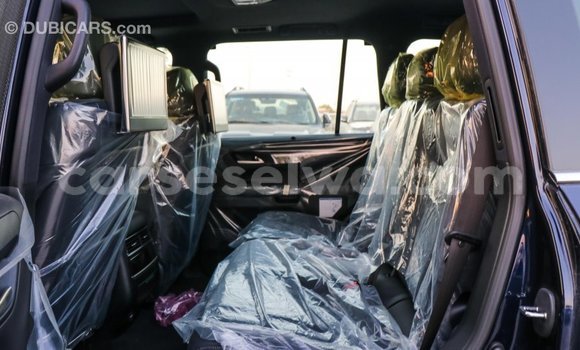 Acheter Import Voiture Lexus LX Bleu à Import - Dubai, East Mahé Acheter Import Voiture Lexus LX Bleu à Import - Dubai, East Mahé