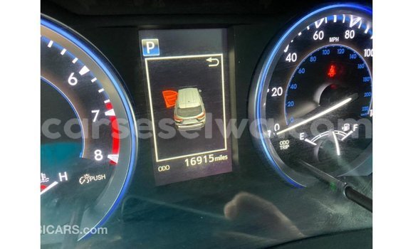 Acheter Import Voiture Toyota Highlander Noir à Import - Dubai, East Mahé Acheter Import Voiture Toyota Highlander Noir à Import - Dubai, East Mahé