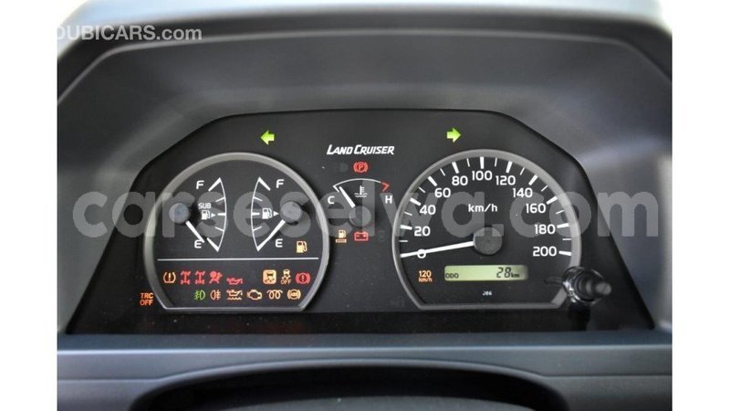 Big with watermark toyota land cruiser east mah%c3%a9 import dubai 5235