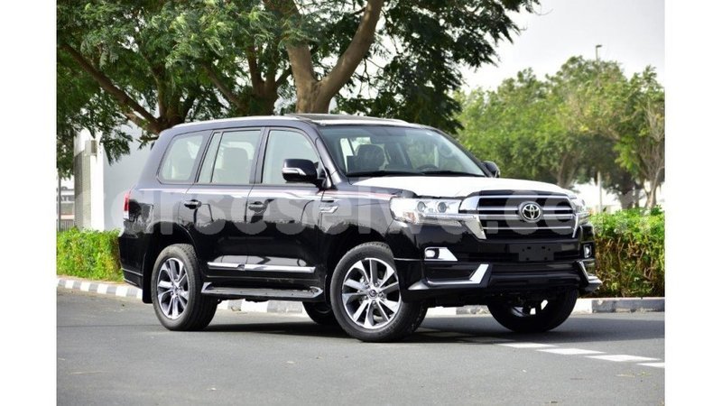 Big with watermark toyota land cruiser east mah%c3%a9 import dubai 5240