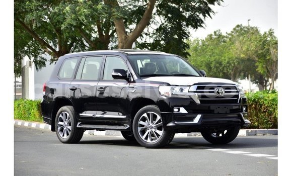 Buy Import Toyota Land Cruiser Black Car in Import - Dubai in East Mahé Buy Import Toyota Land Cruiser Black Car in Import - Dubai in East Mahé