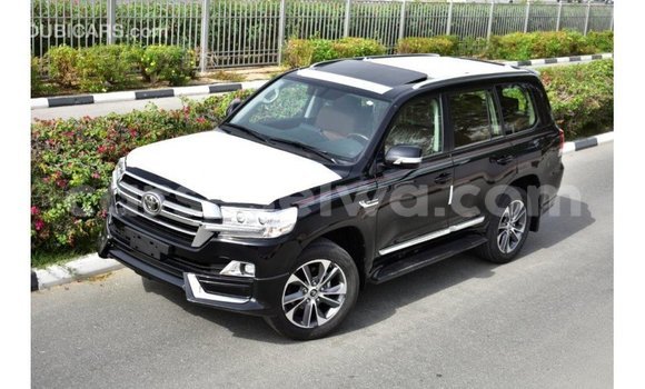 Buy Import Toyota Land Cruiser Black Car in Import - Dubai in East Mahé Buy Import Toyota Land Cruiser Black Car in Import - Dubai in East Mahé